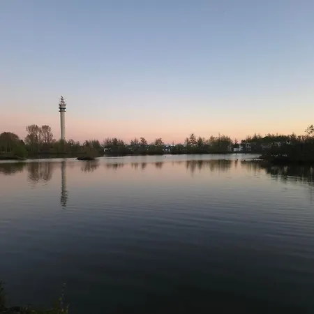 Schiffsglocke شقة *